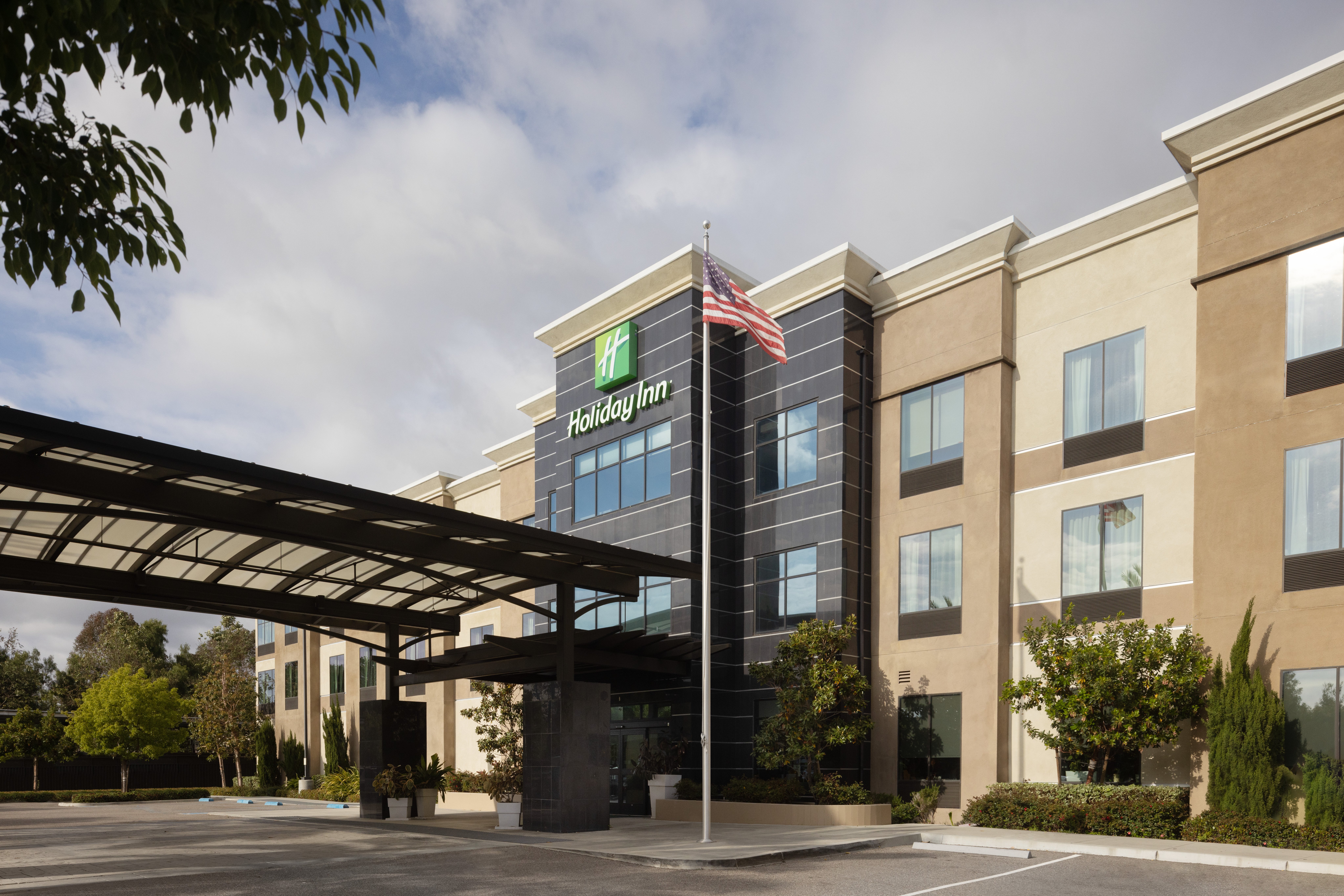 Holiday Inn Carlsbad 63/73