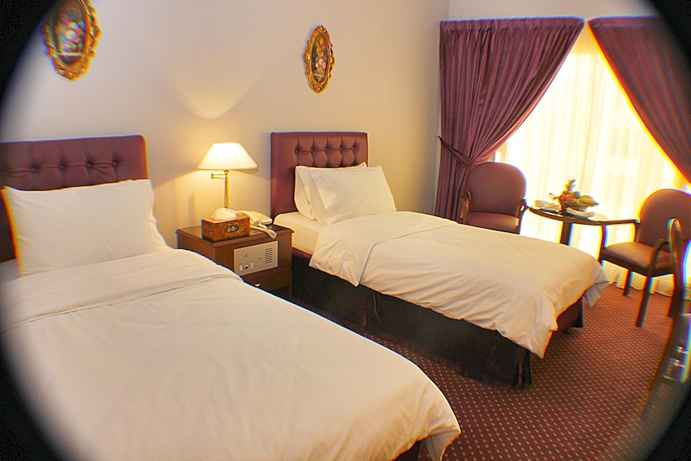 Carlton Tower Hotel 26/55
