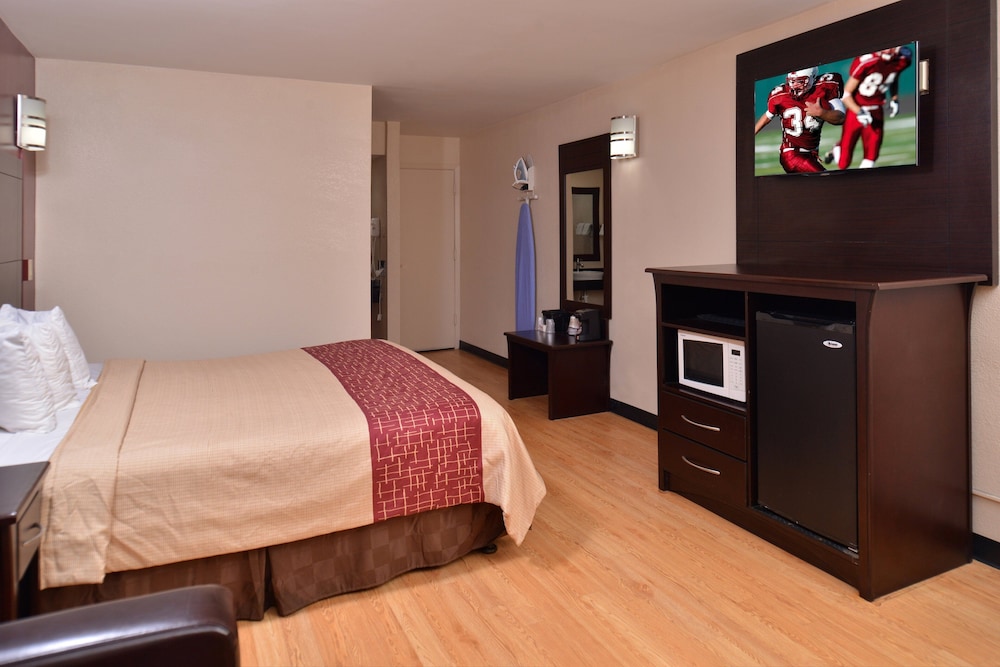 Red Roof Inn Van Horn 9/24
