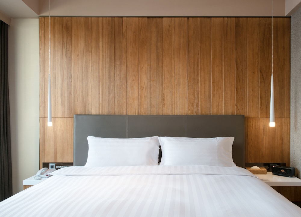 Home Hotel Xin Yi Branch 14/65