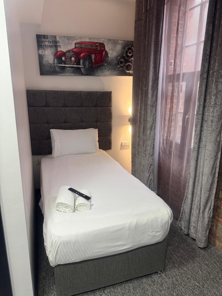 Trivelles Regency Nottingham 30/69