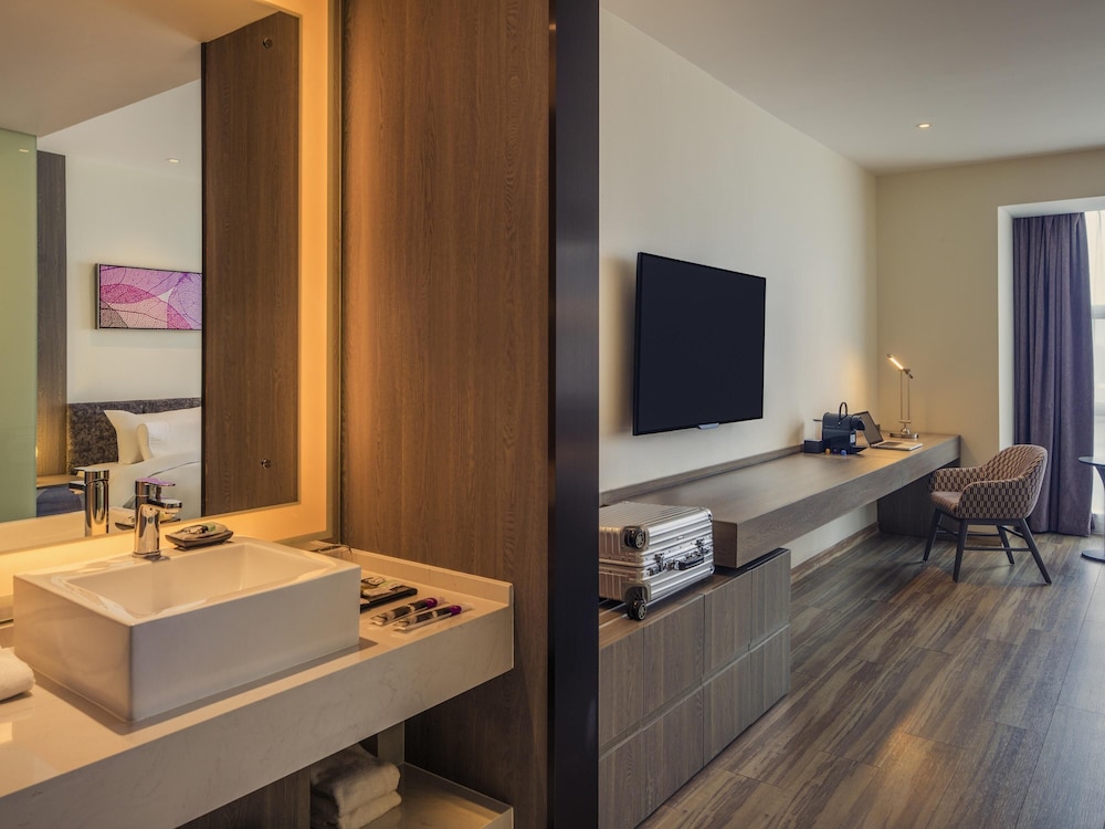Mercure Shanghai Hongqiao South 91/96