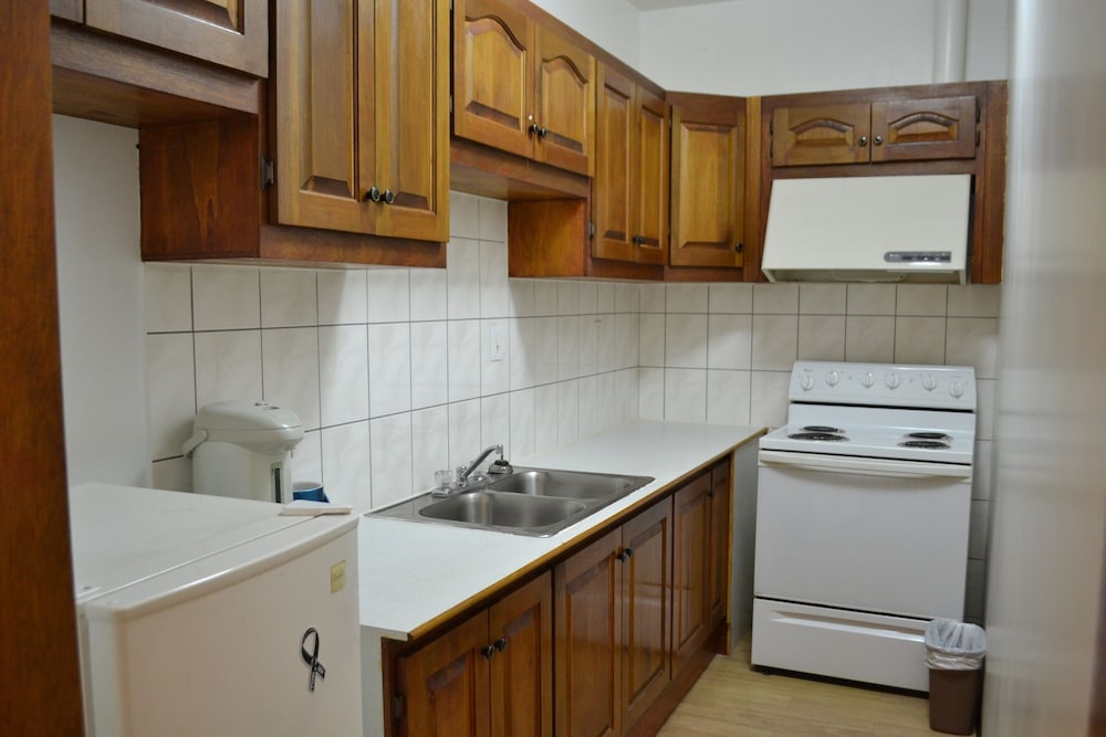 West Plaza Hotel Malakal 38/40