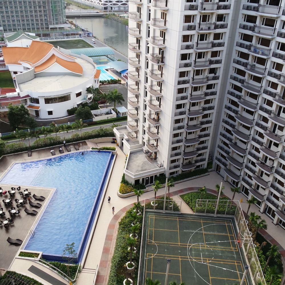 Solemare Parksuites Condo R Us 25/37