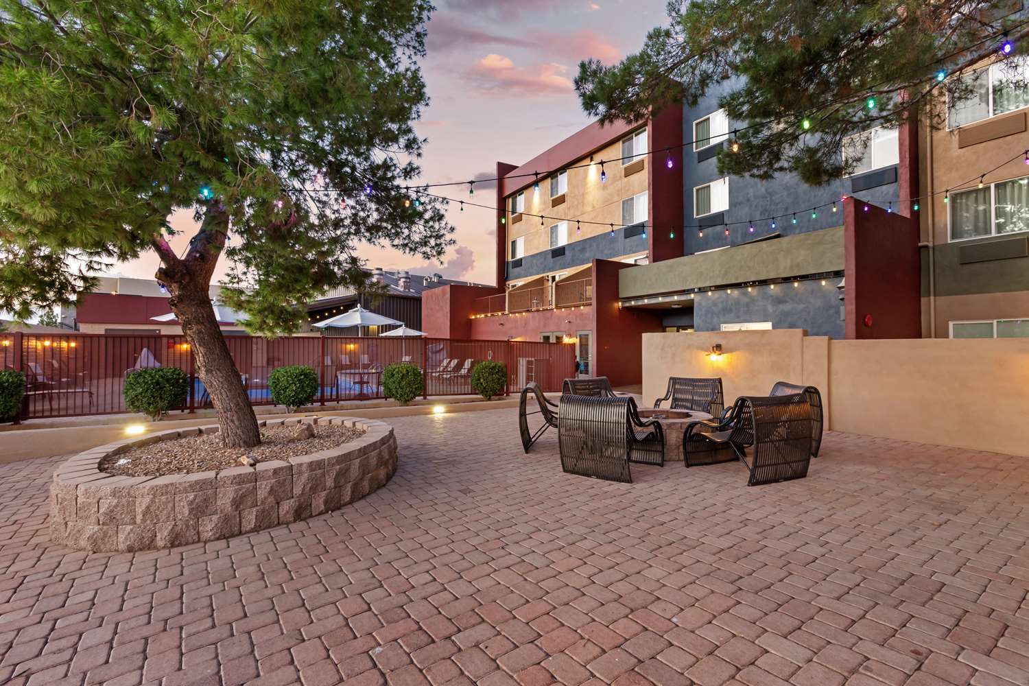 Best Western Plus Sun Canyon 38/43