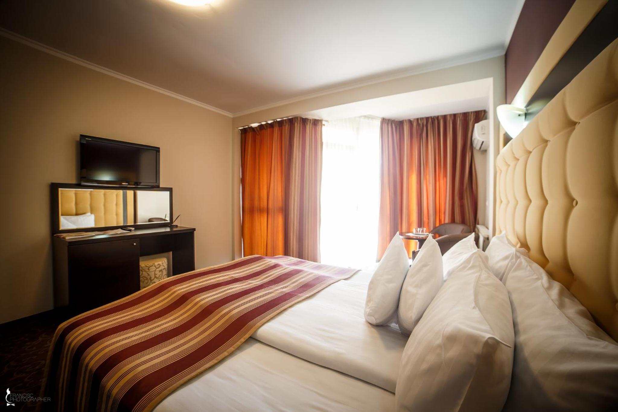 Room, Double Bed, Hotel Ozana 6/10