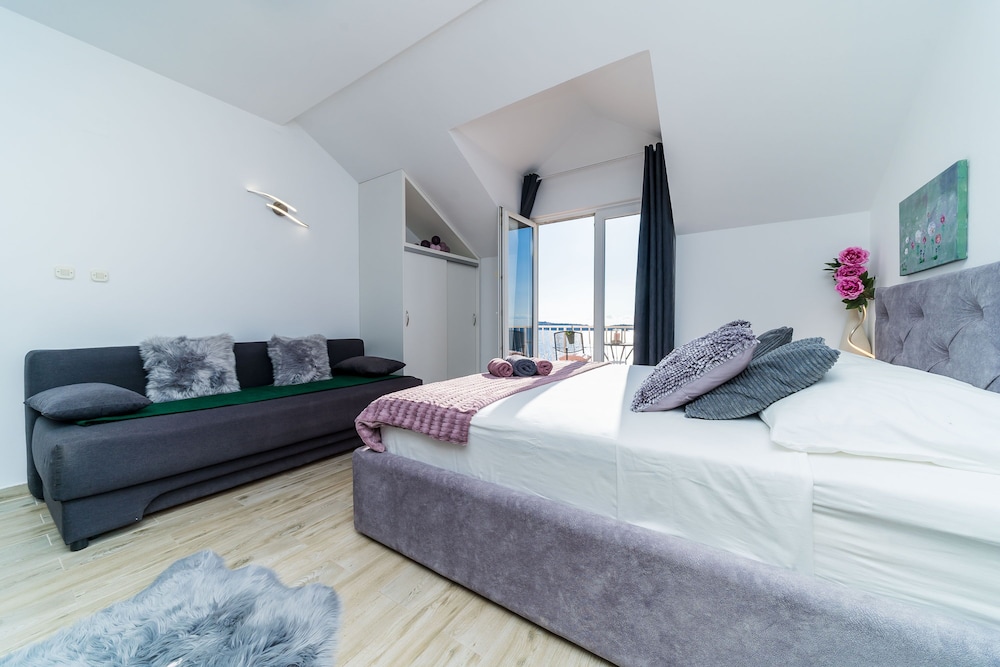 Studio, Sea View, Balcony