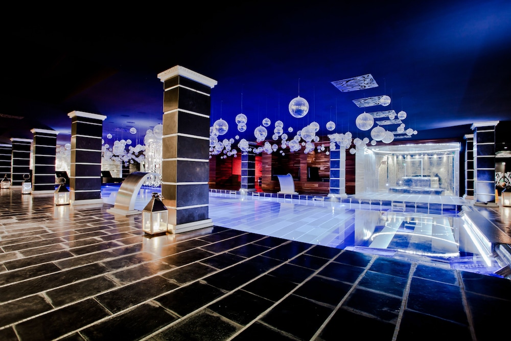 Royal Castle Design and Spa Hotel 19/50