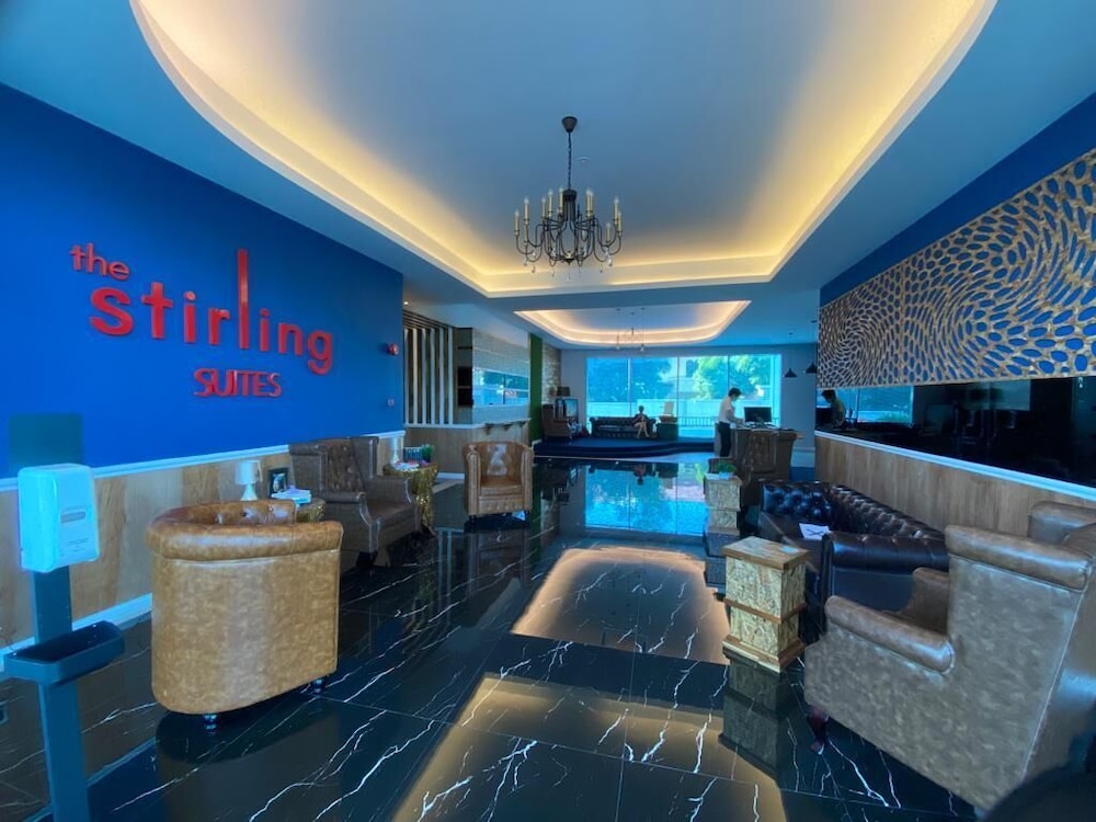Stirling Suites 35/48