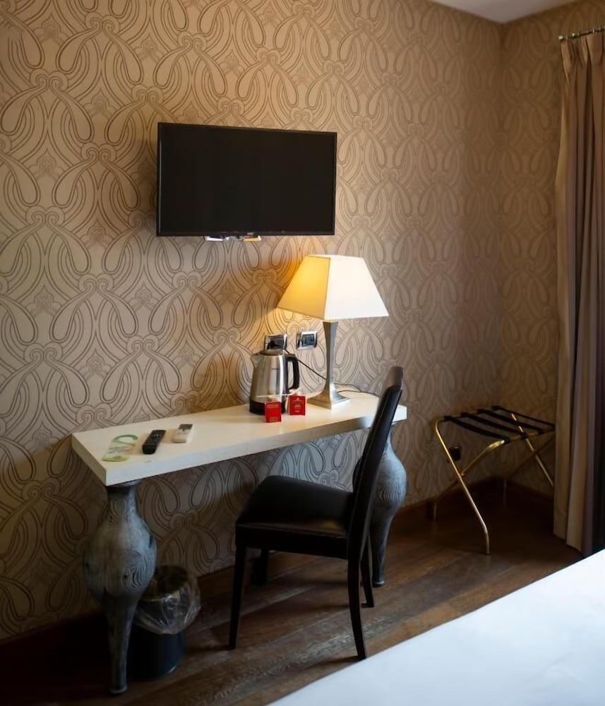 LH Hotel Andreotti 47/50
