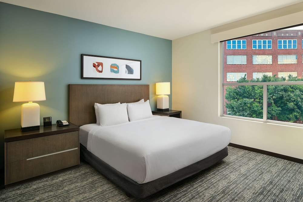 Hyatt House Atlanta Downtown 12/50
