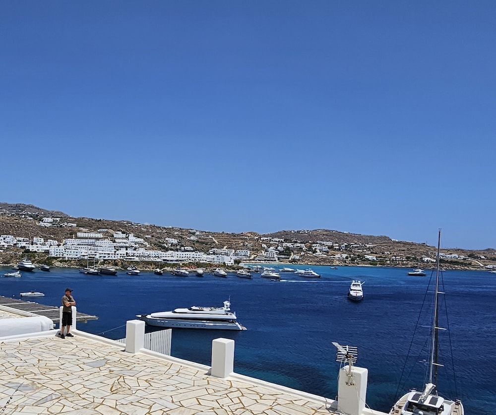 Mykonos Azure 33/50