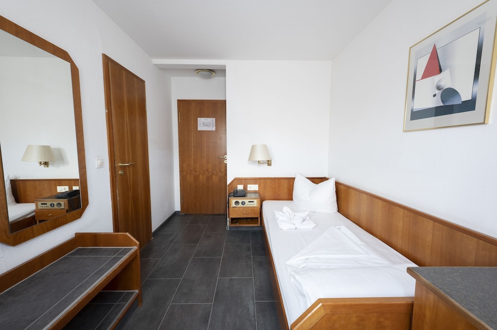 Hotel Astoria Am Urachplatz 11/67
