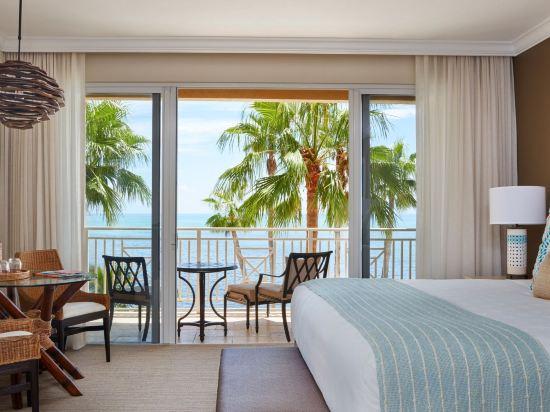 Lodge, Suite, King Bed, Ocean Front