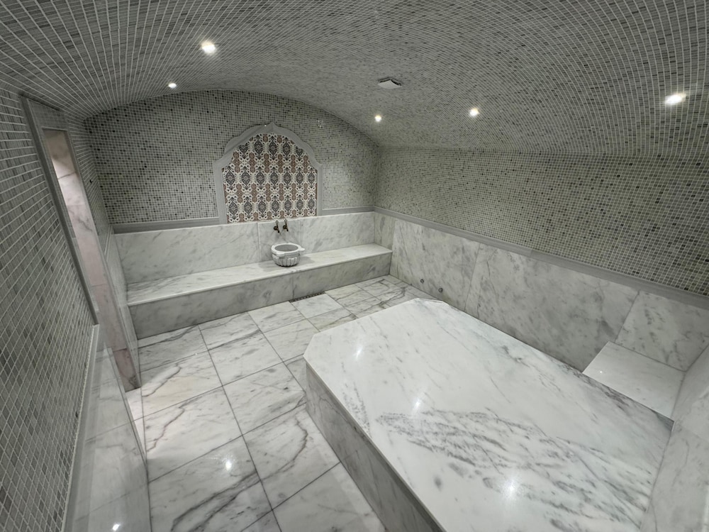 Aysberq Hotel 24/50