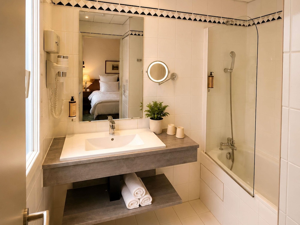 Mercure Lourdes Imperial 49/50