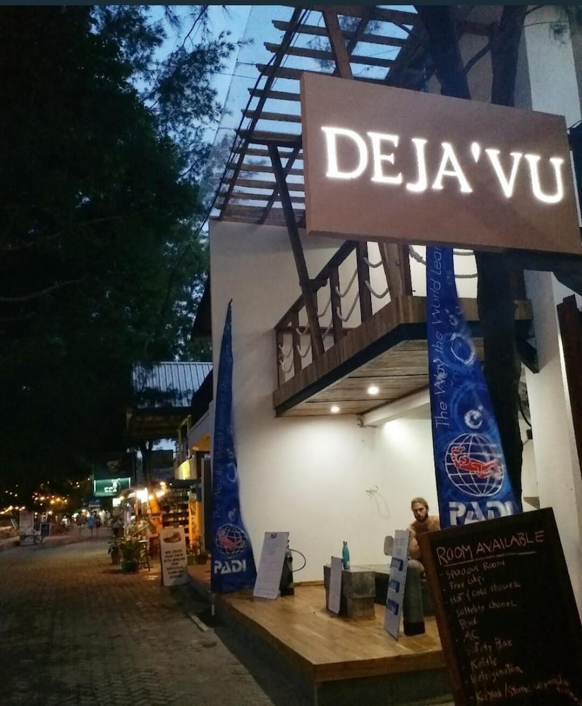 Dejavu Hotel Turtle Beach Gili Trawangan 1/50