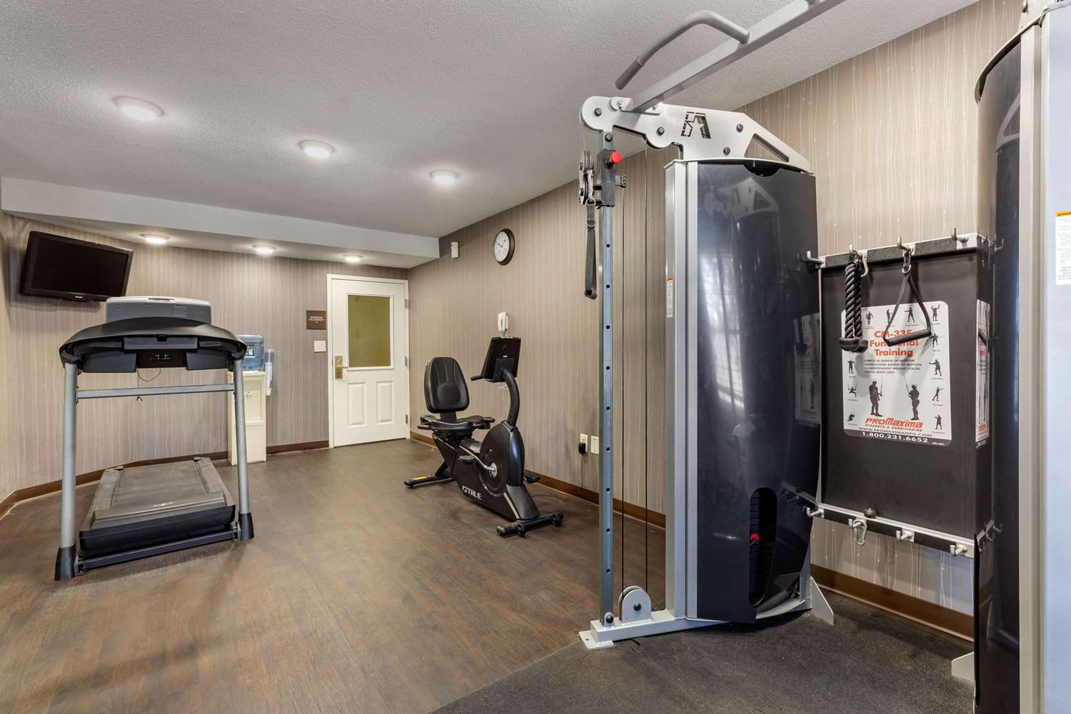 Comfort Inn Auburn-Worcester 16/46