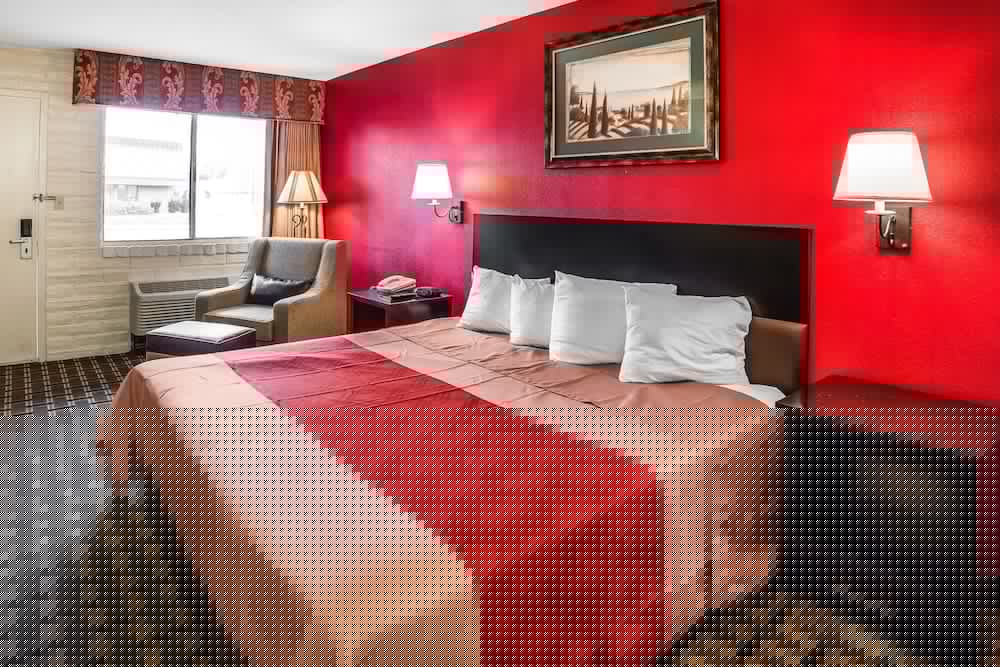 Econo Lodge Downtown Salt Lake 9/42