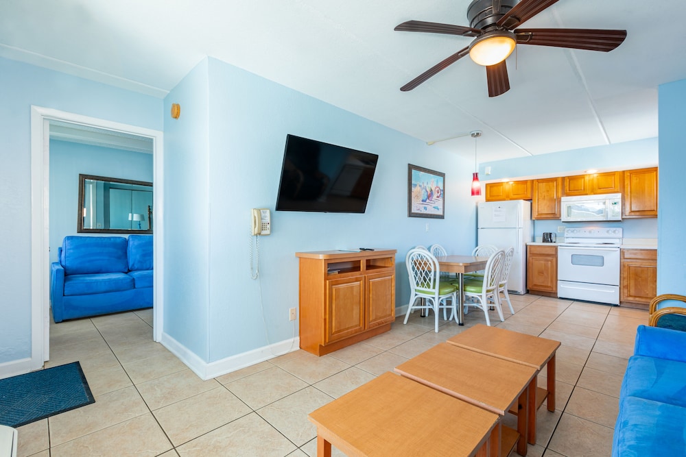 Fantasy Island Resort 14/36
