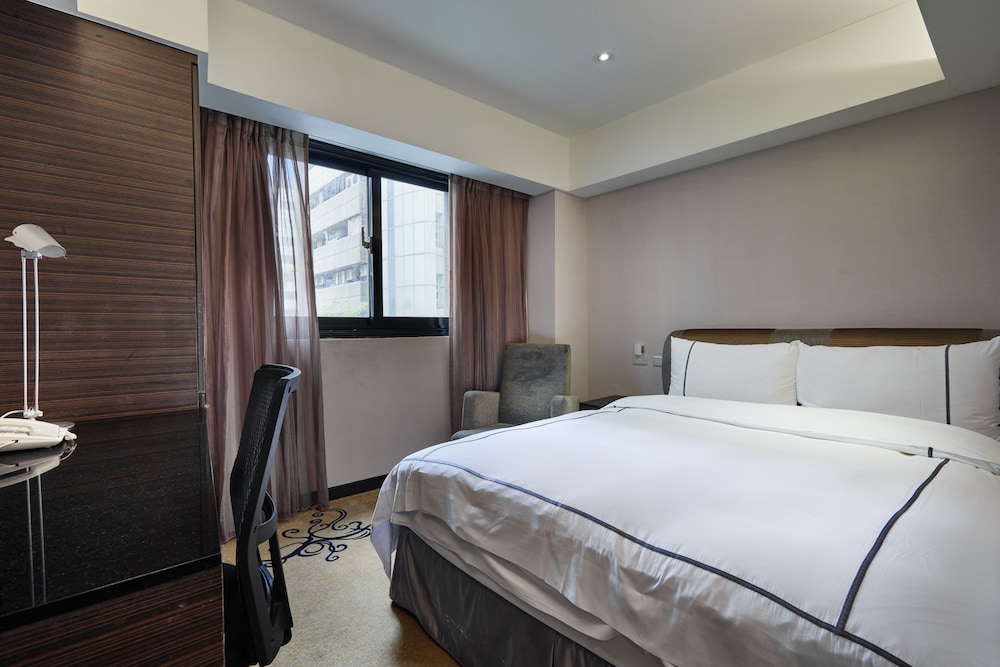 ECONOMY, DOUBLE BED
