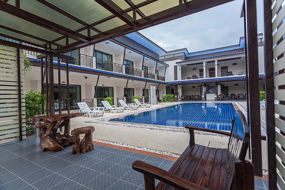 Phangan Island View Hotel 48/63