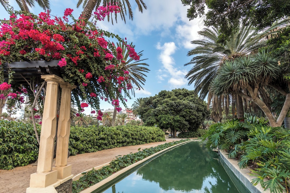 Santa Catalina, a Royal Hideaway Hotel 69/73