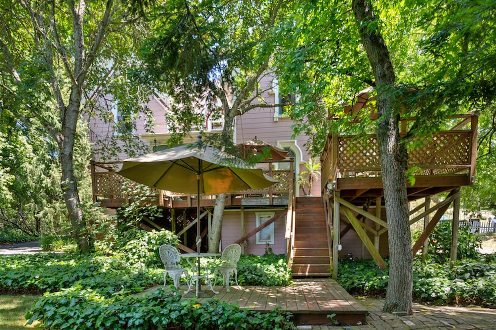 The Gables Wine Country Inn 41/50