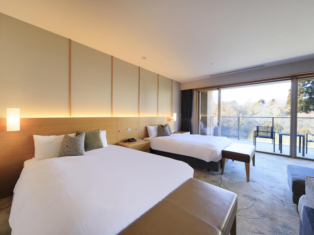 INTERIOR, WESTERN, DELUXE, DOUBLE BED