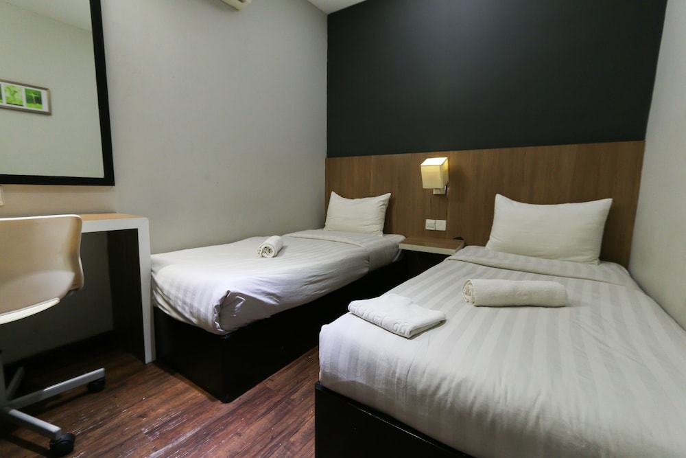 Hotel 99 - Bandar Botanik Klang 18/65