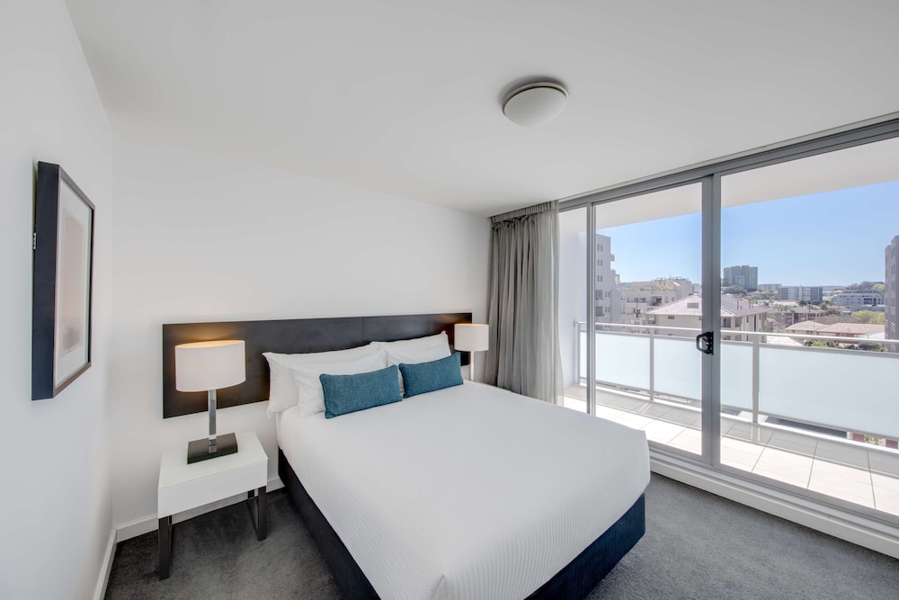2 BEDROOMS, CONNECTING, APARTMENT