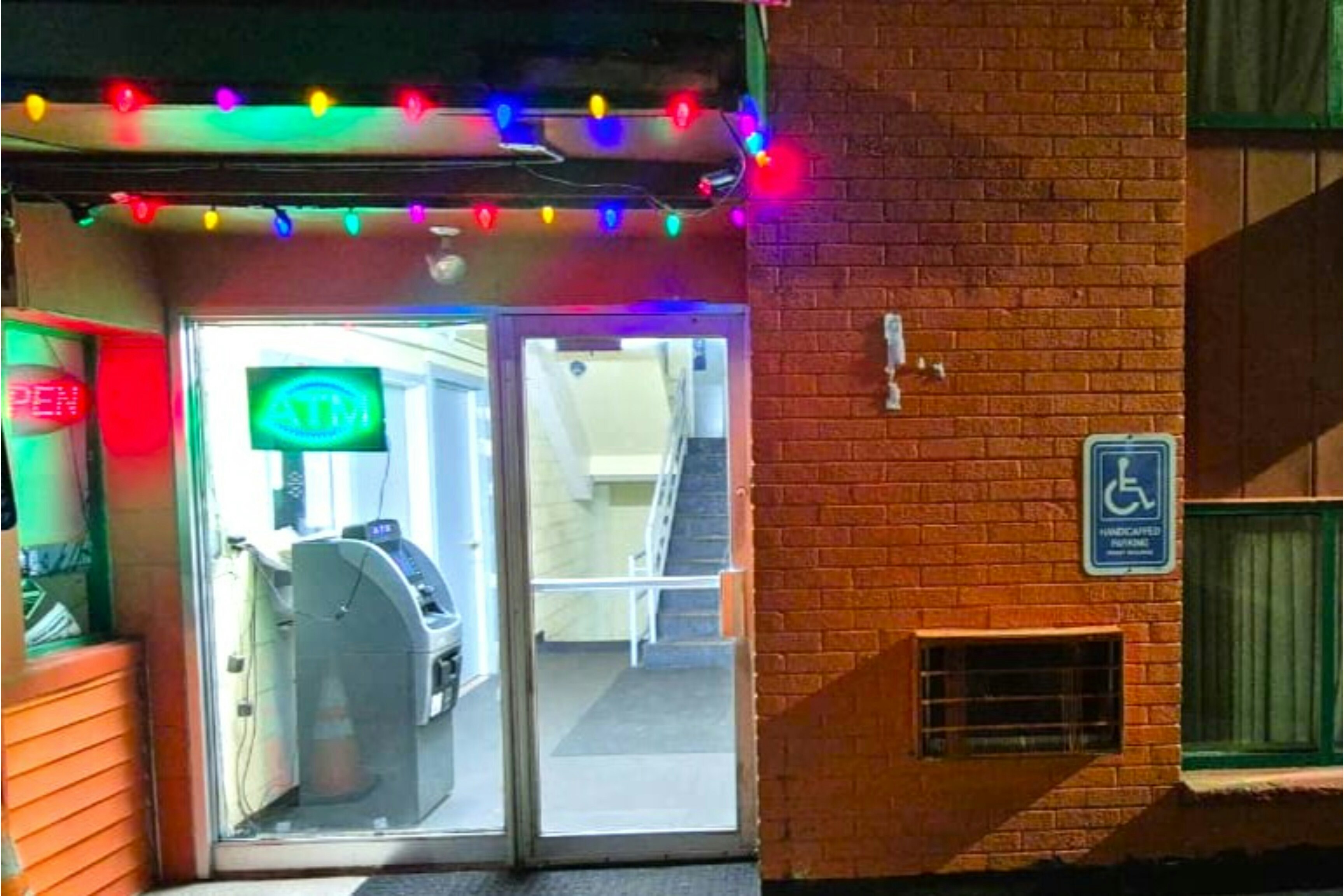 OYO Pleasant Motel 23/23