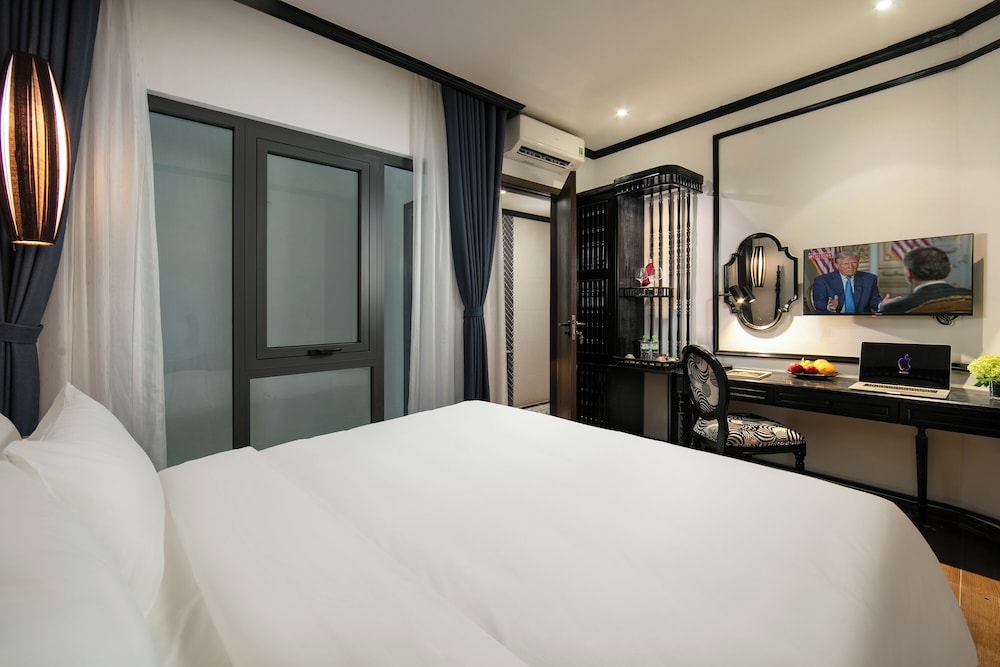 Hanoi Le Chateau Hotel & Spa 7/50