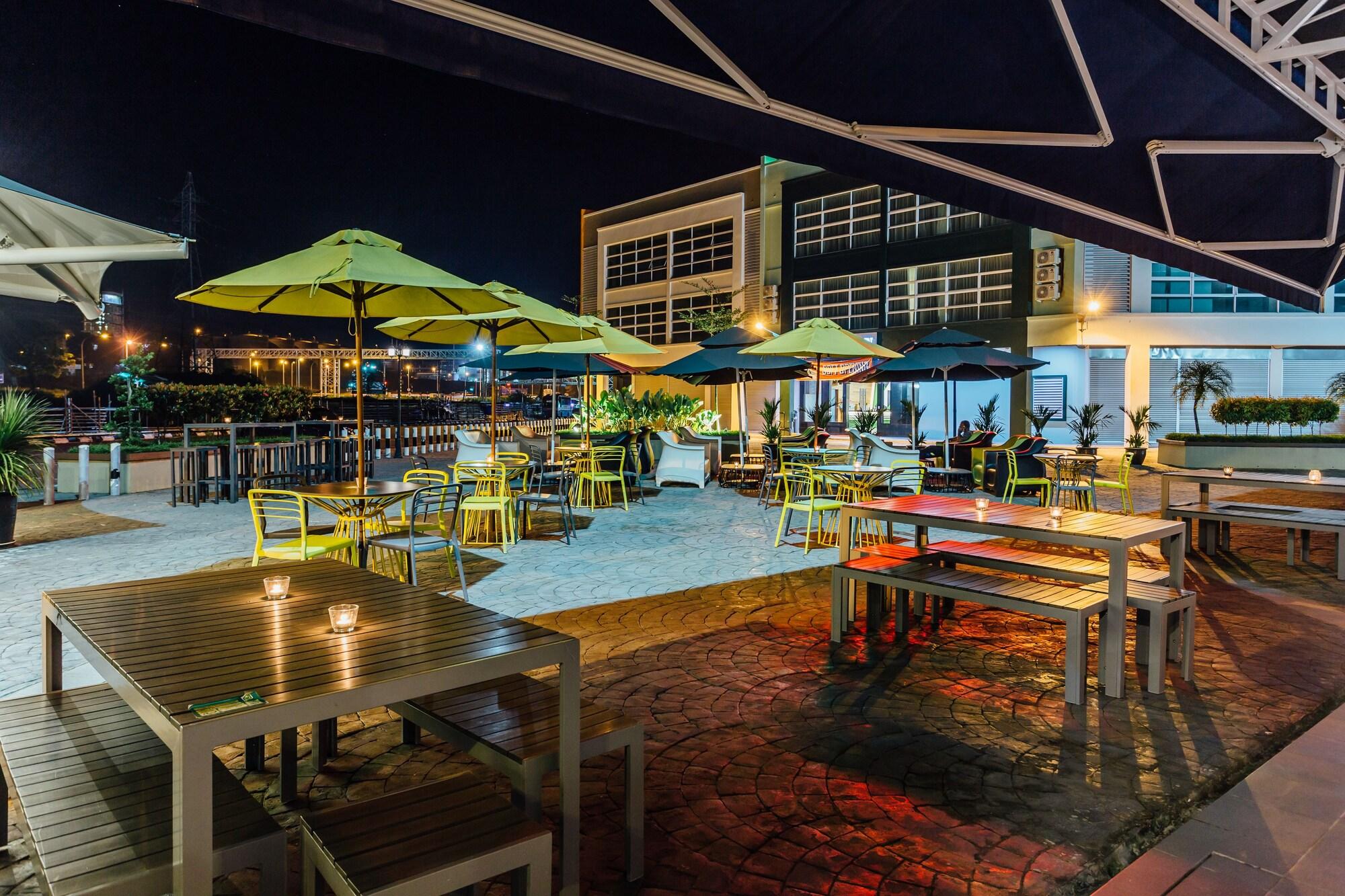 Thome Boutique Hotel 33/36