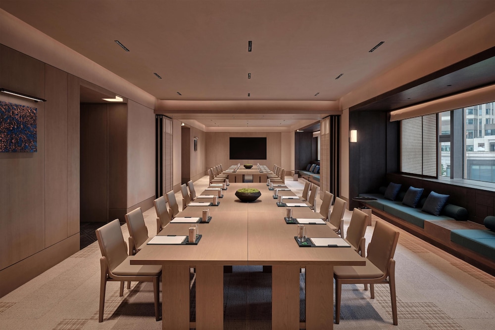 Alila Shanghai 55/61