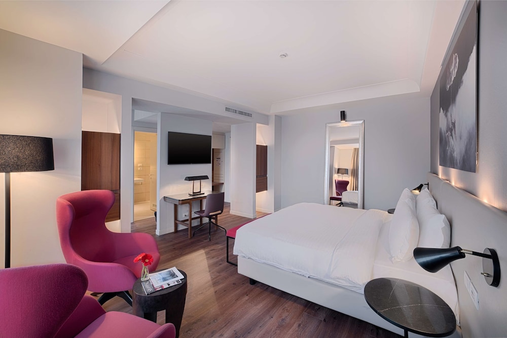 RADISSON BLU HOTEL MILAN 22/68