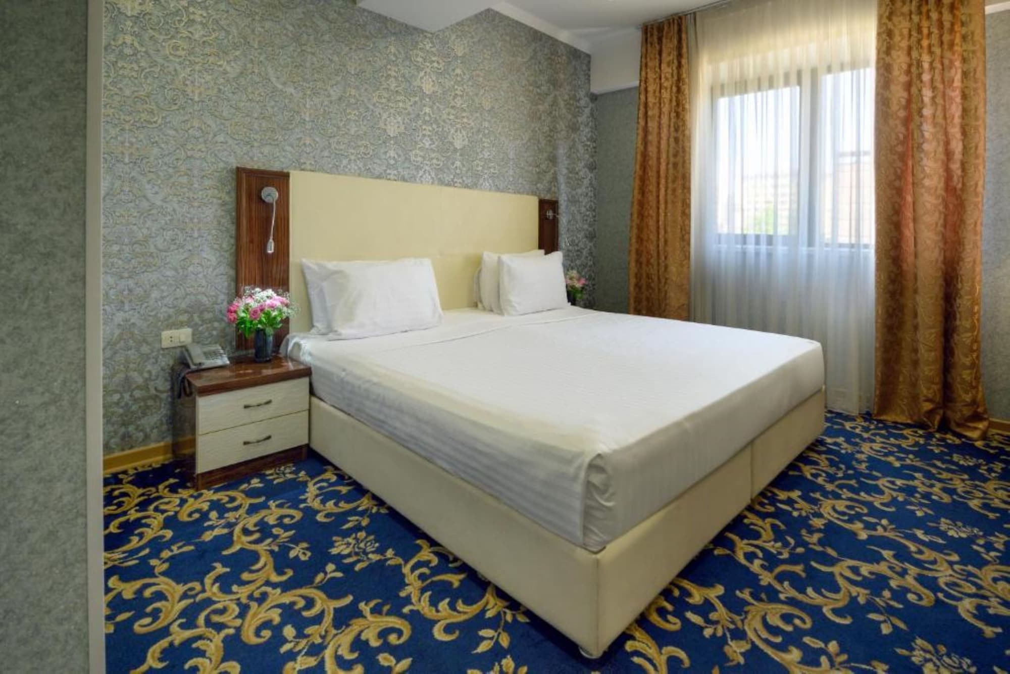 STANDARD, DOUBLE OR TWIN BED