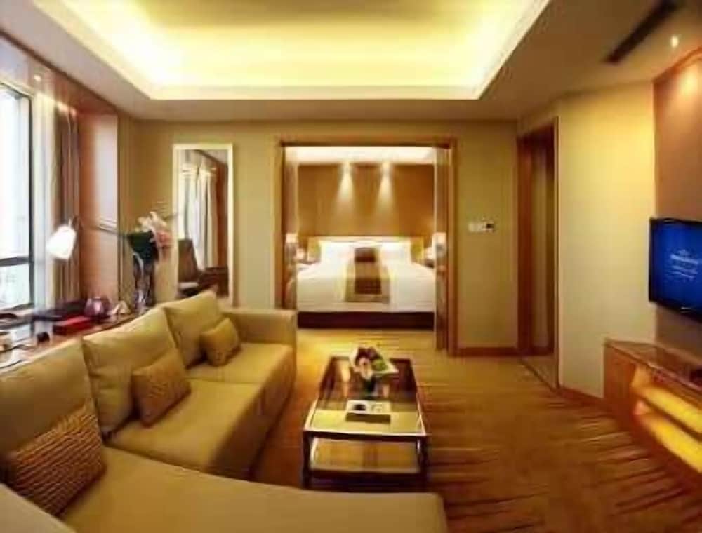 Howard Johnson by Wyndham Sunshine Plaza Ningbo 10/16