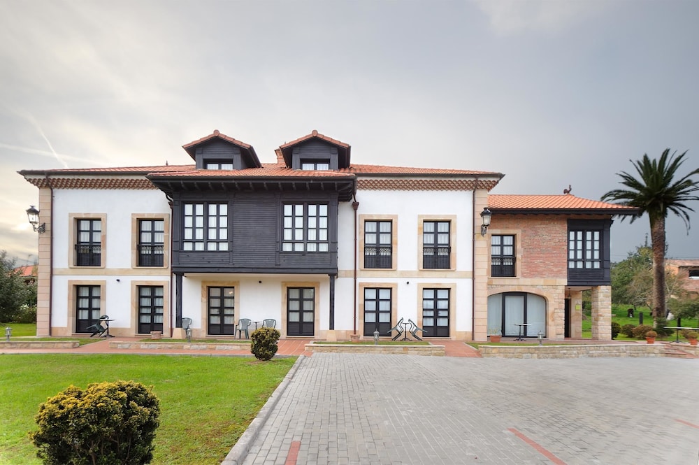 LA CASONA DE LA ROZA 4/48