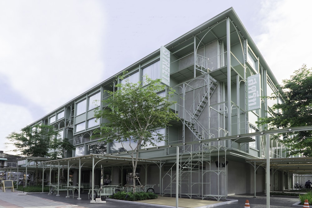 Samsen Street Hotel in BANGKOK