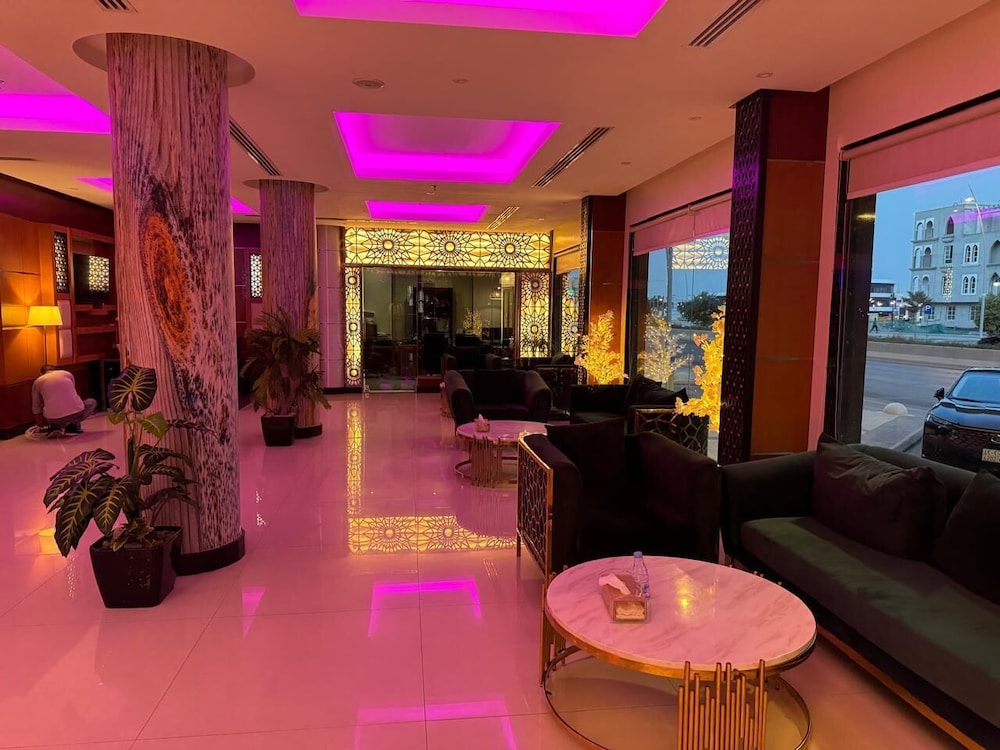 فندق ميرال كراون(Meral Crown Hotel) 44/62