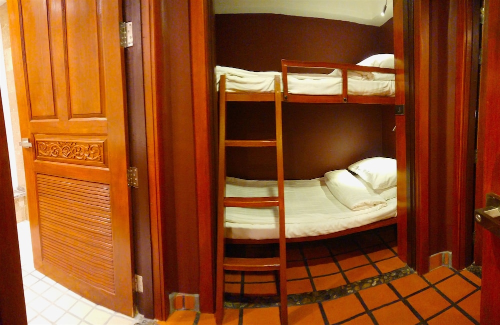 Pacific Club Resort 45/75