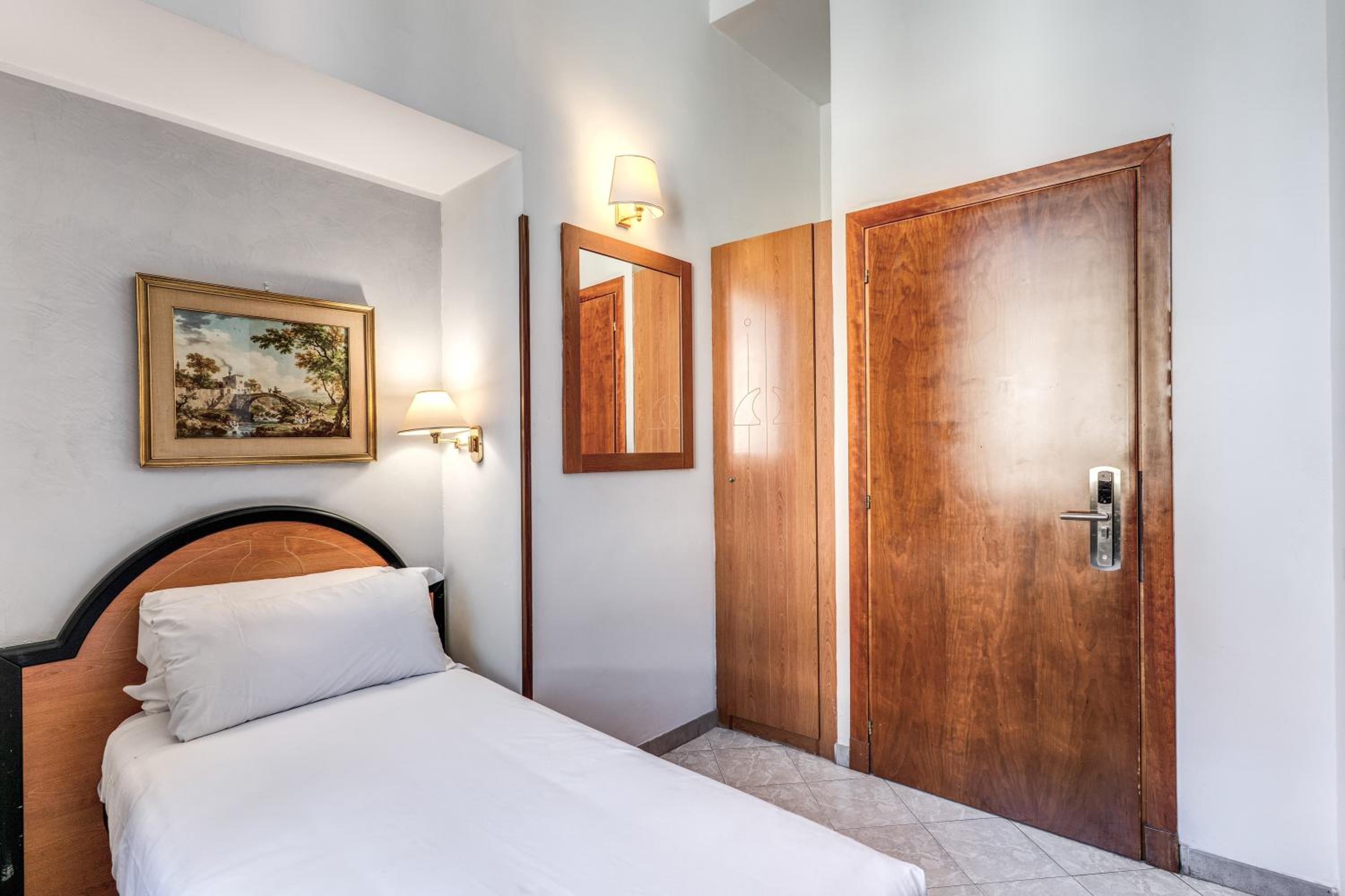 غرفة مفردة، Hotel Sonya 14/20
