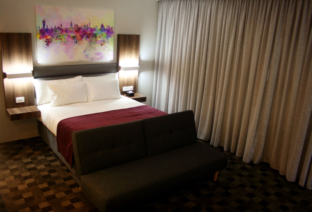 Palm Swift Luxury Accommodation 8/27