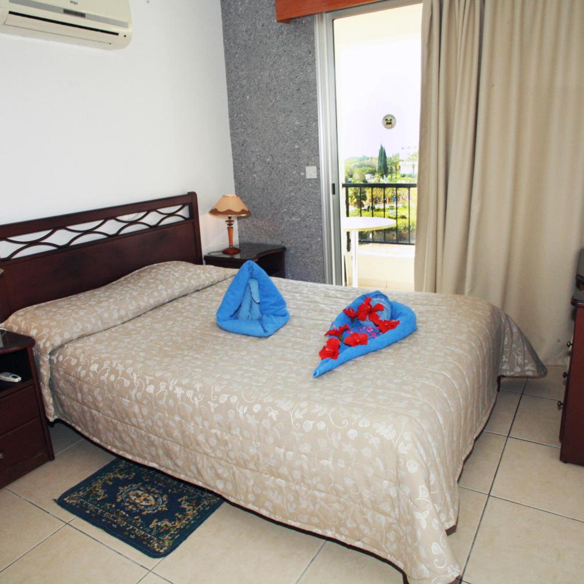 2 BEDROOMS, APARTMENT