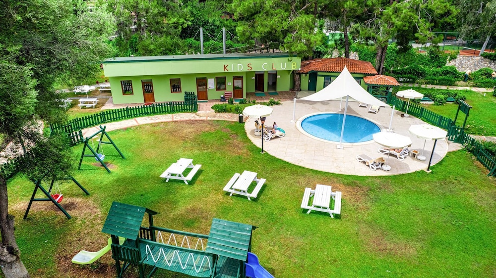 Kimeros Ma Biche Hotel And Thalasso 46/50