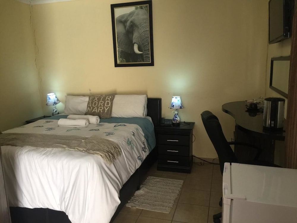 Pale Bohemia B&B 13/35