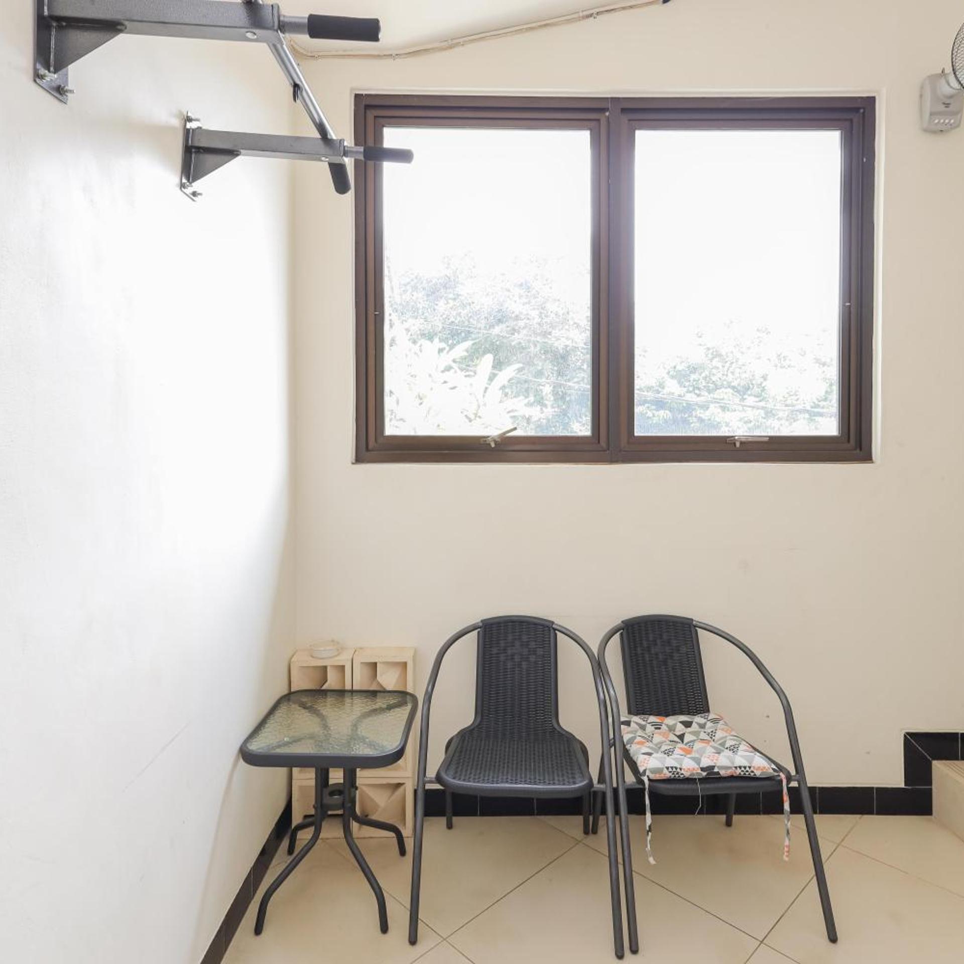 RedDoorz Syariah near Green Park Jatiwarna 37/50