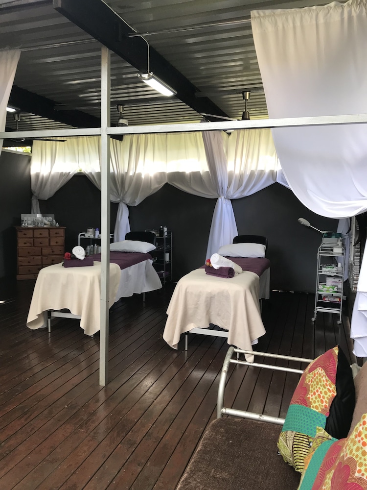 Ecolux Boutique Hotel 24/50