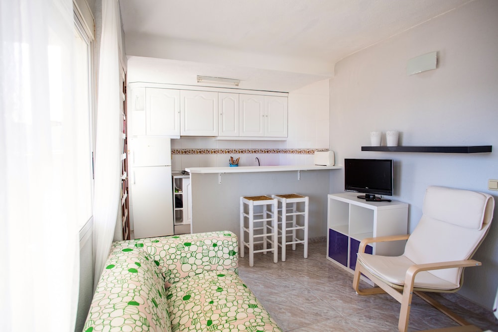Hostal Alba 33/50
